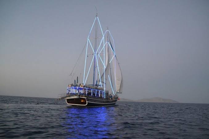 Sina Dream Dinner Cruise – Sharm El Sheikh